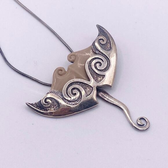 Manta Ray Pendant - Tagua Nut and Sterling Silver Necklace - Picture 5 of 7